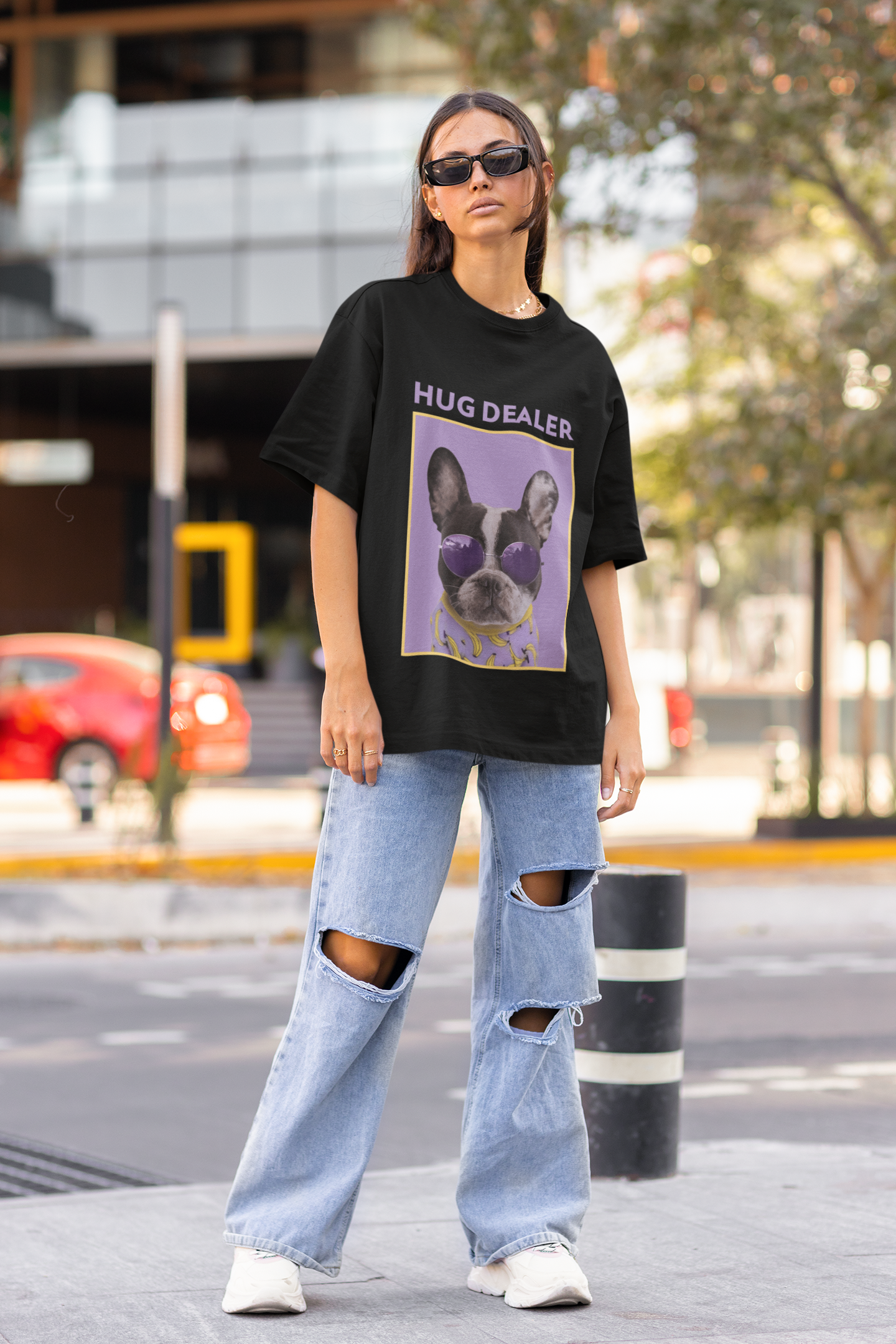 HUG DEALER – WOMEN'S OVERSIZED T-SHIRT