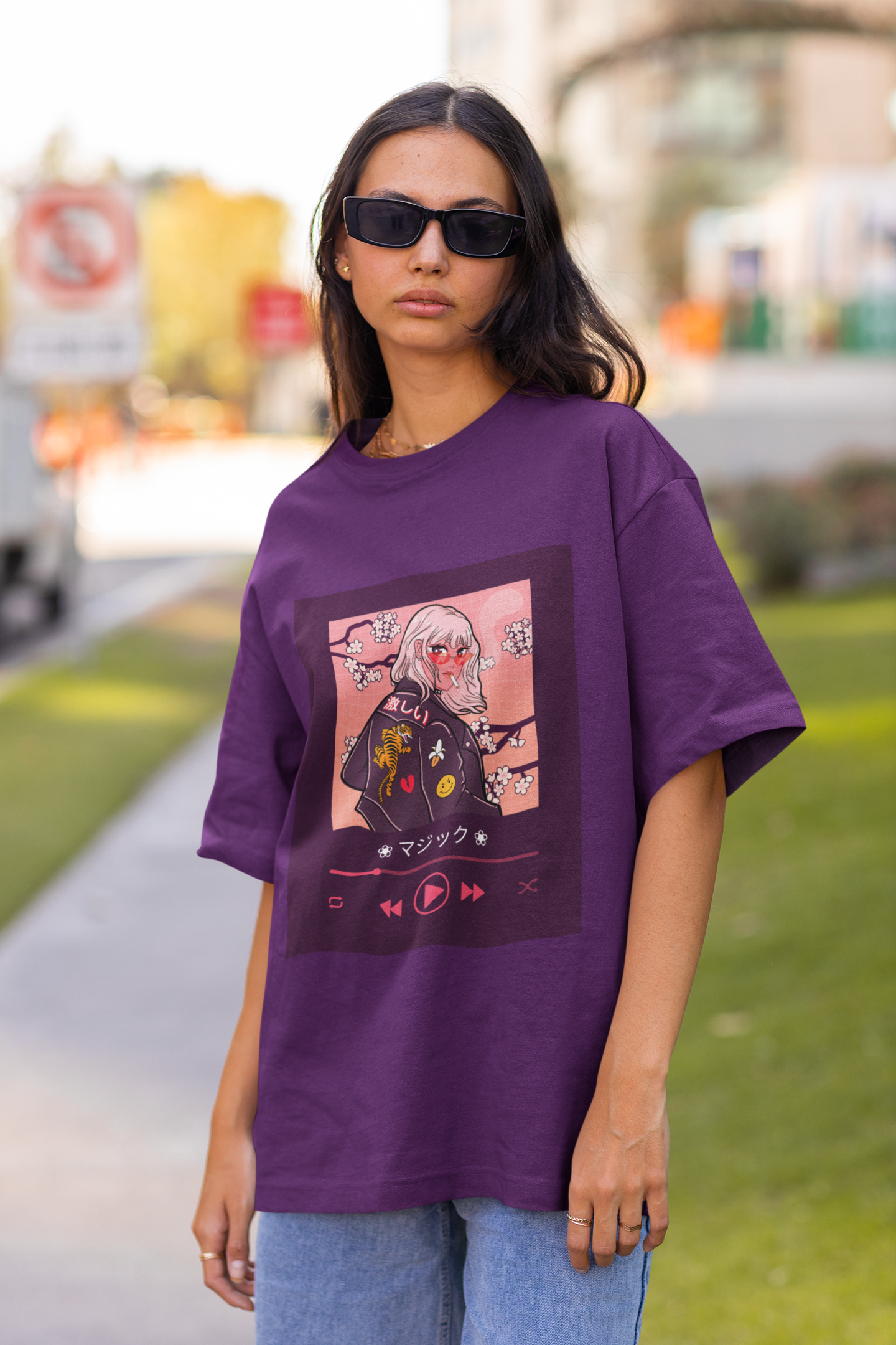 MUSIC ALBUM – WOMEN'S OVERSIZED T-SHIRT