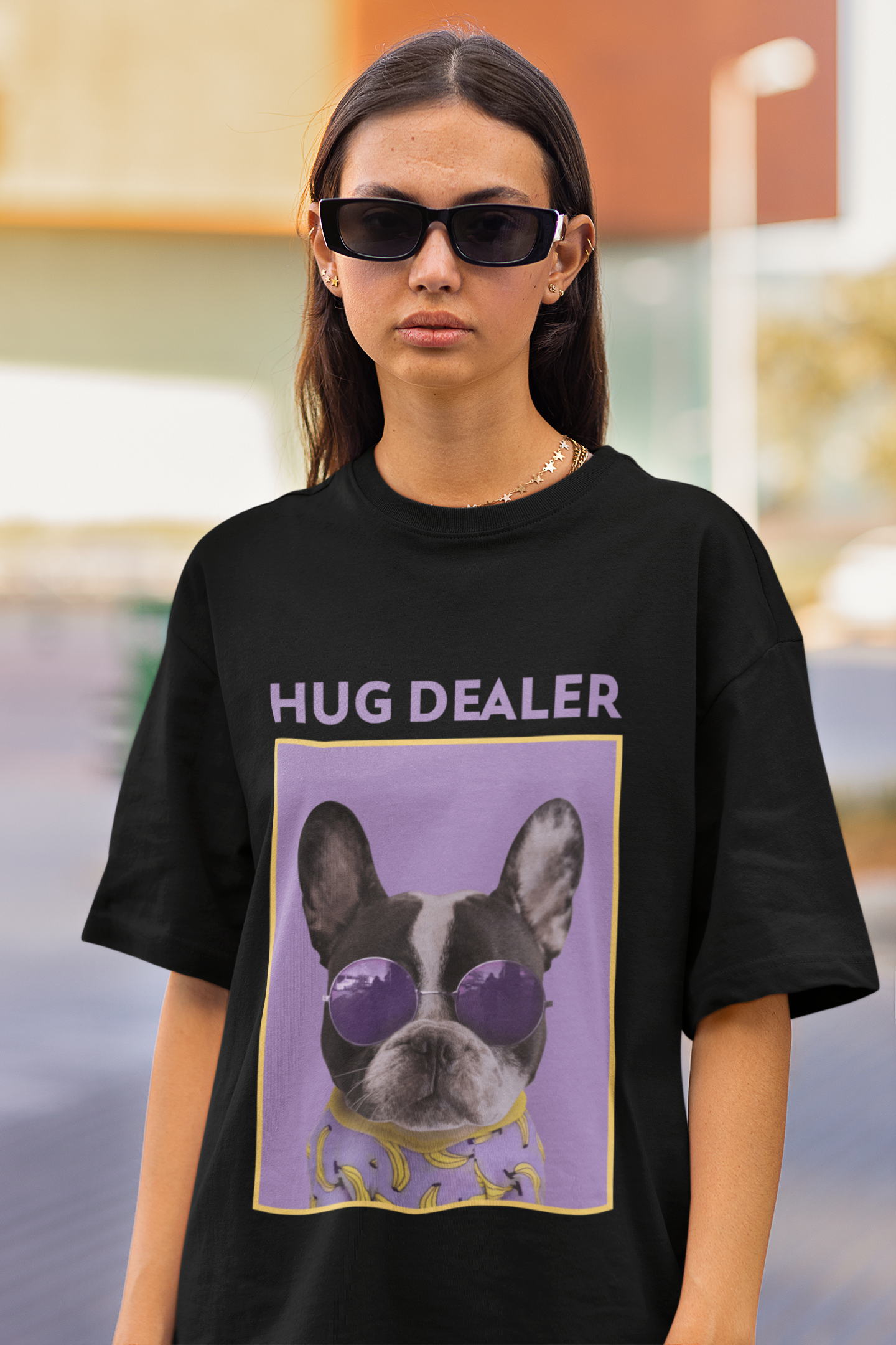 HUG DEALER – WOMEN'S OVERSIZED T-SHIRT